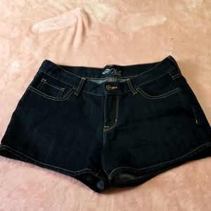 Old Navy Size 8 dark wash shorts